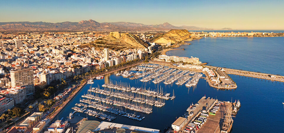 Alicante at a glance 27